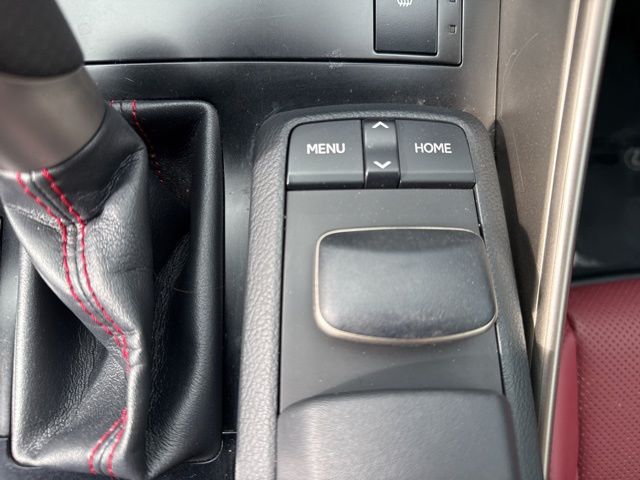2014 Lexus IS 350 photo 32