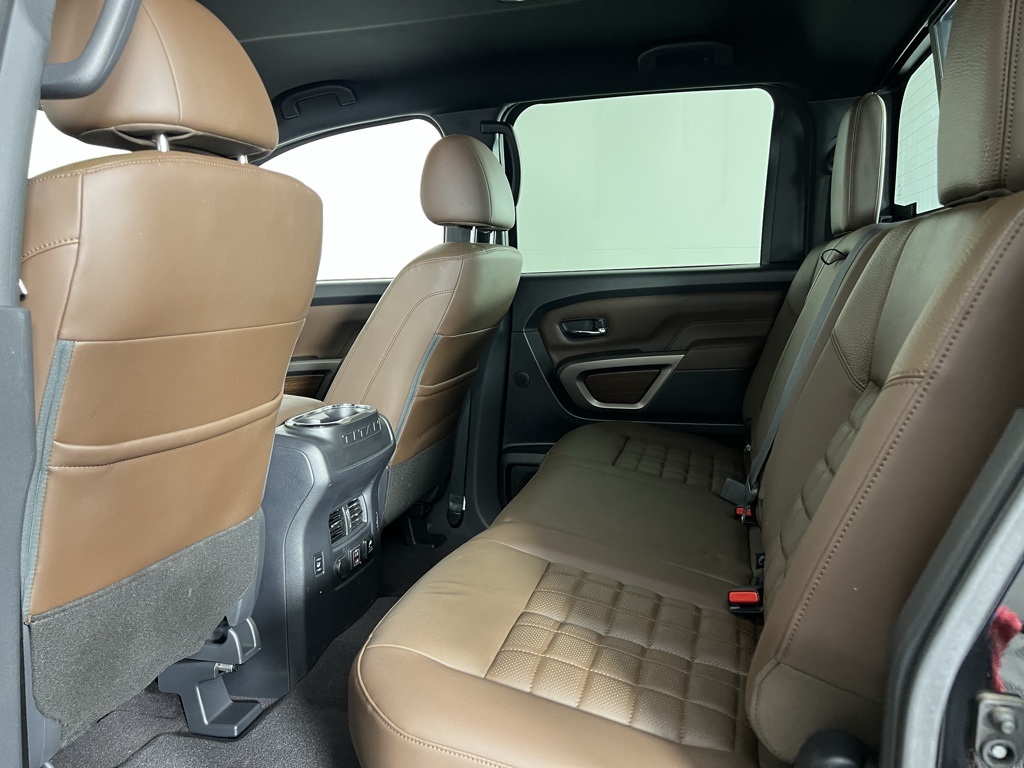 2023 Nissan Titan Platinum Reserve photo 24