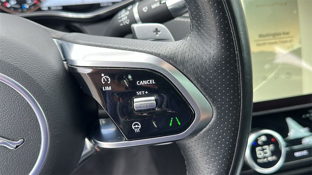 2021 Jaguar XF R-Dynamic SE photo 15