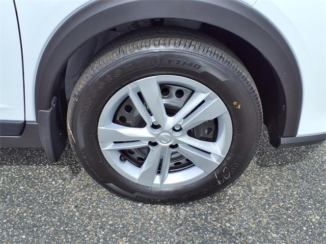 2025 Nissan Kicks Play S photo 4
