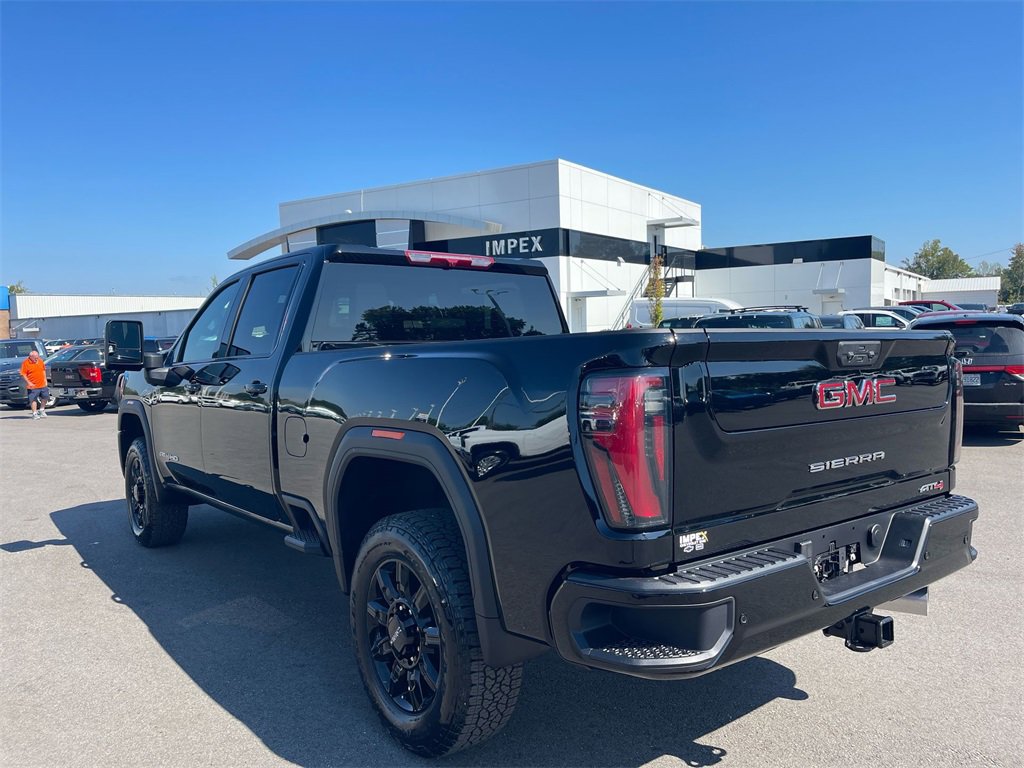 2026 Gmc Sierra 2500 HD AT4 photo 3