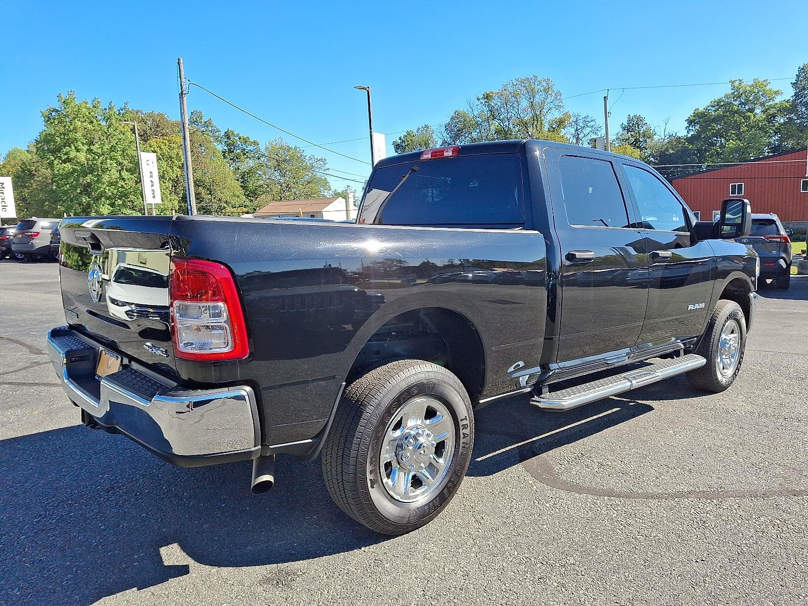 2024 Ram 2500 Big Horn photo 7