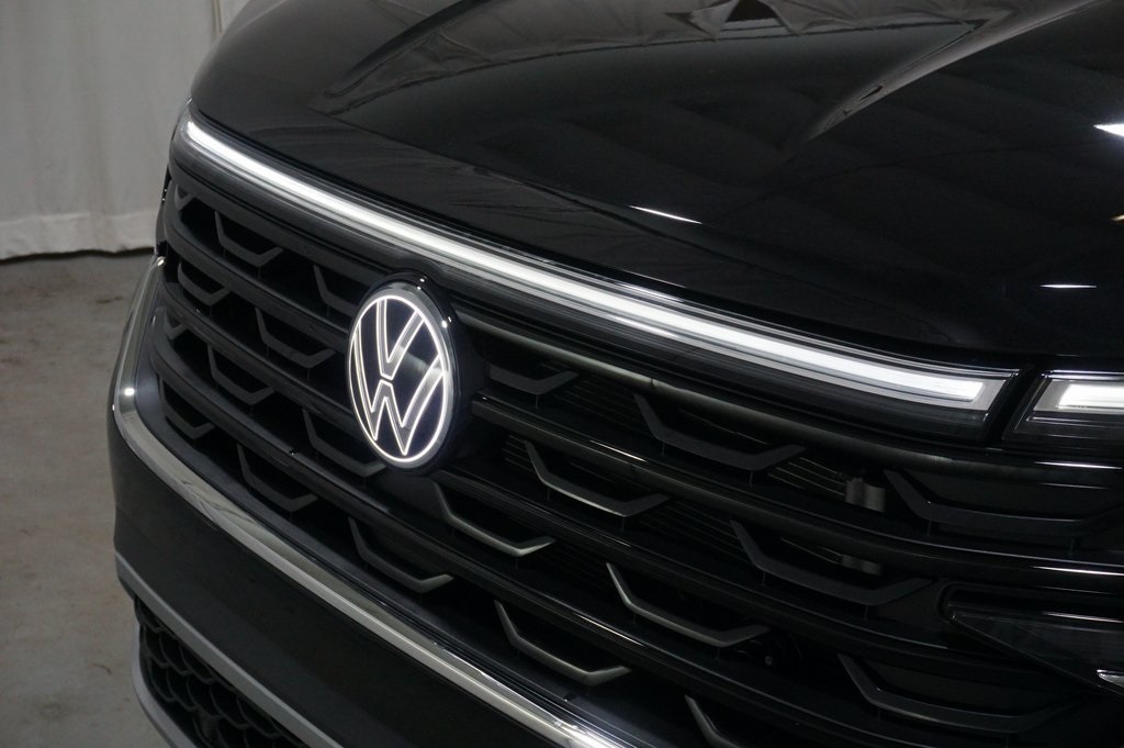 2025 Volkswagen Atlas Cross Sport SE Technology photo 31