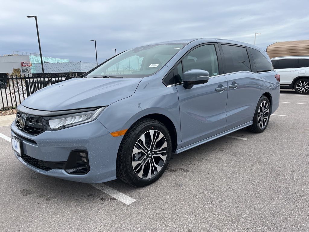 2026 Honda Odyssey Elite's photo
