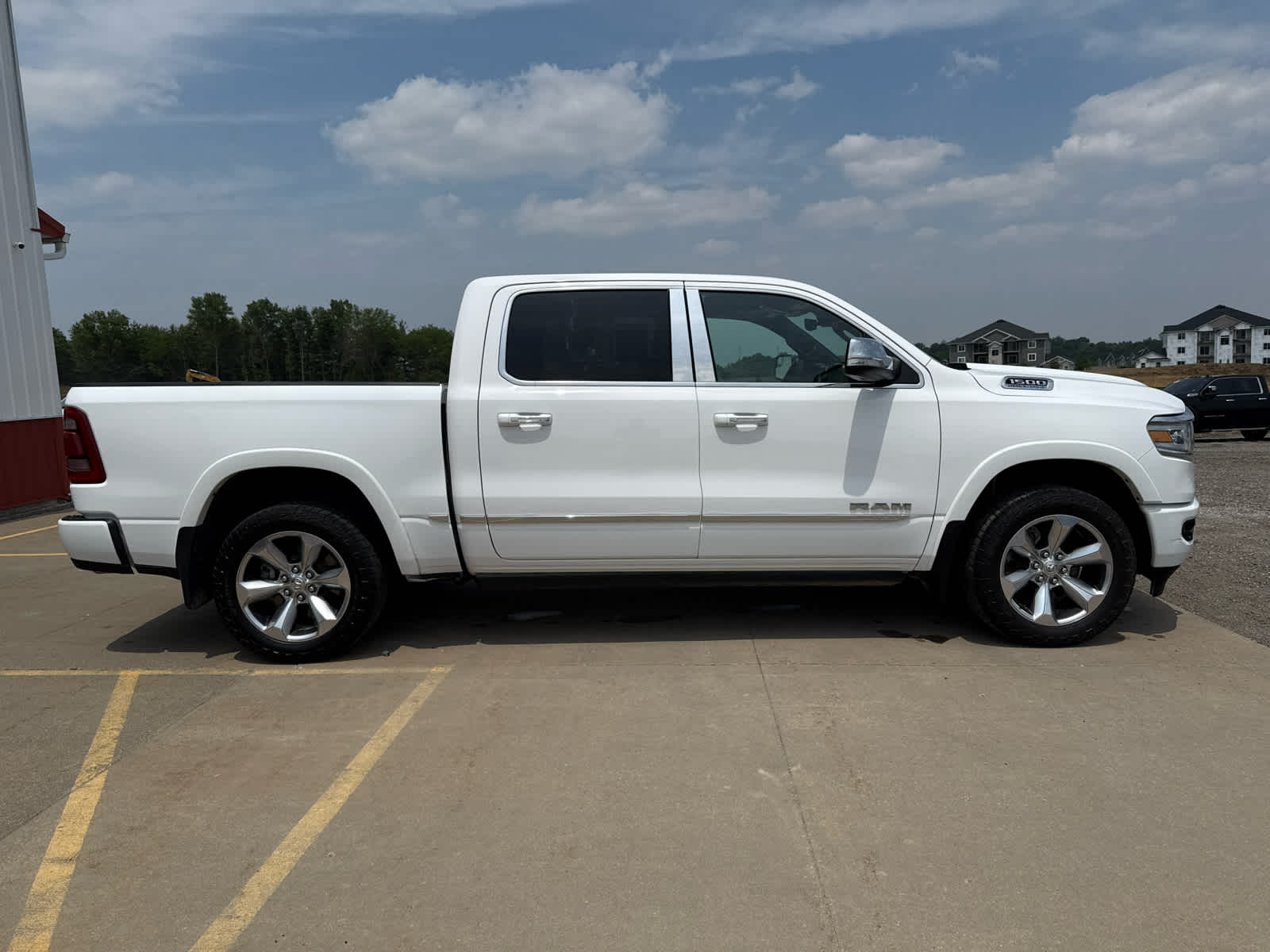 2022 Ram 1500 Limited photo 4