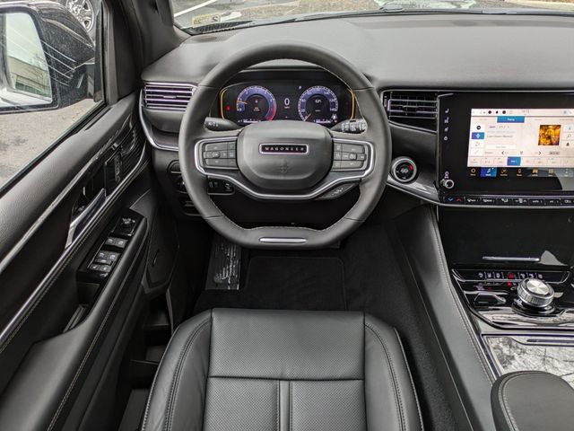 2024 Jeep Wagoneer L Series III photo 12