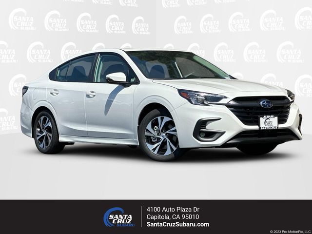 2025 Subaru Legacy Premium's photo