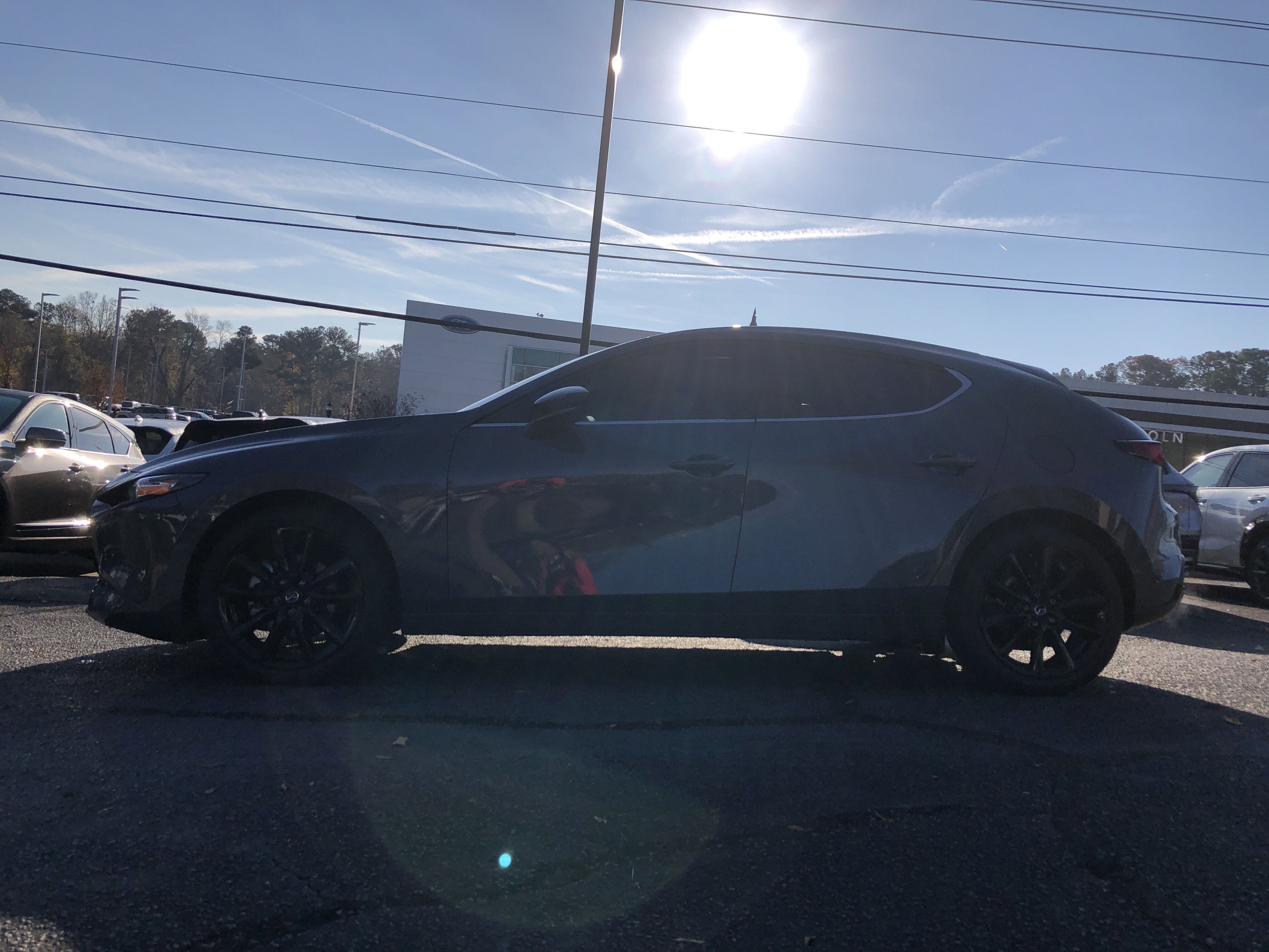 2025 Mazda Mazda3 Hatchback 2.5 s Carbon photo 2