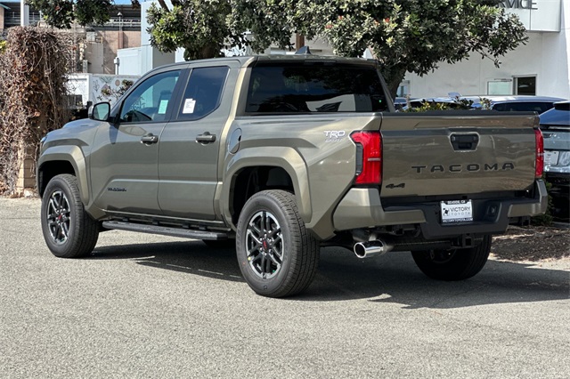 2025 Toyota Tacoma TRD Sport 4x4 Double Cab photo 6