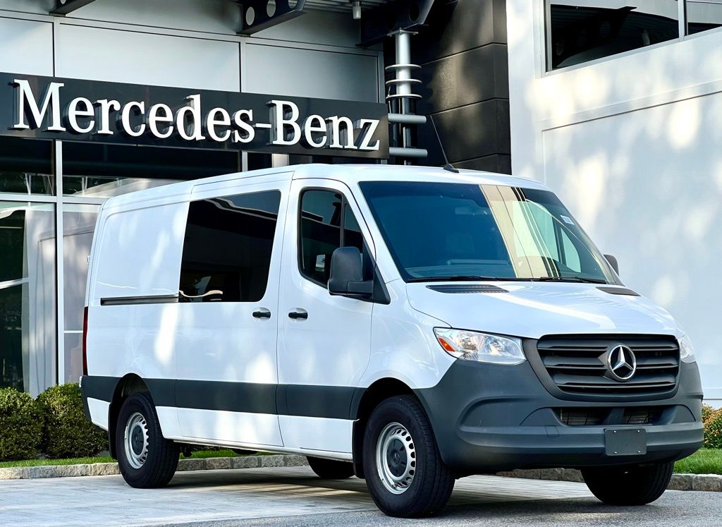 2024 Mercedes-Benz Sprinter Cargo Van Base's photo