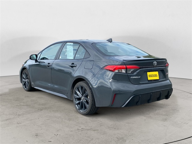 2023 Toyota Corolla XSE photo 3