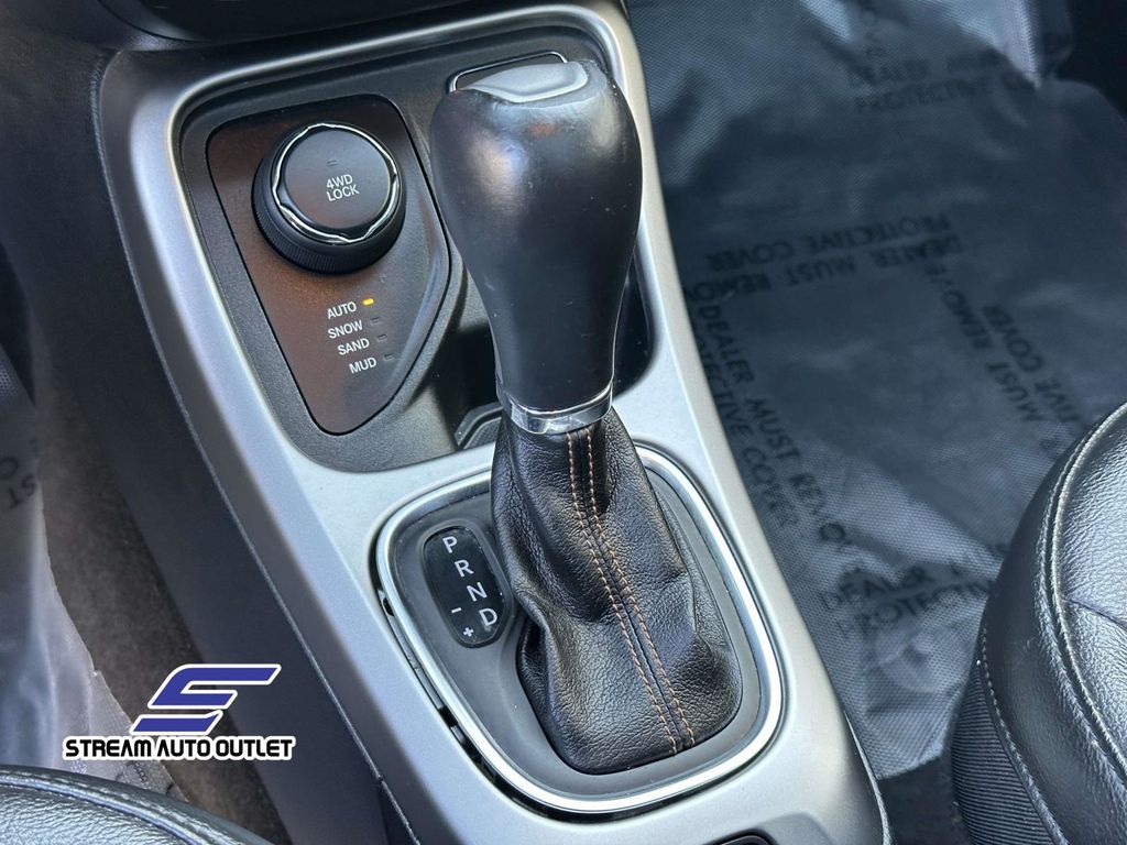 2018 Jeep Compass Latitude photo 31