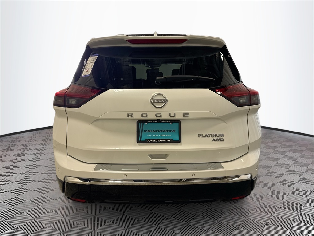 2026 Nissan Rogue Platinum photo 8