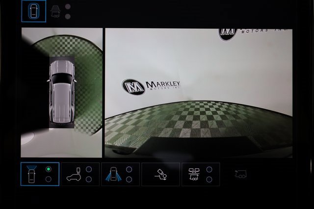 2025 Gmc Yukon Denali Ultimate photo 3