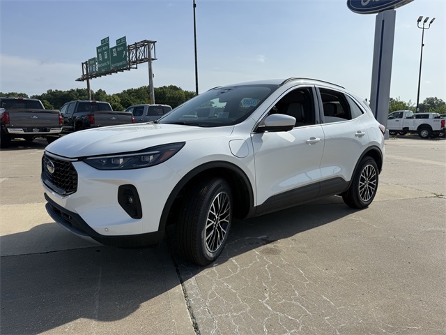 2025 Ford Escape Plug-In Hybrid Base photo 4