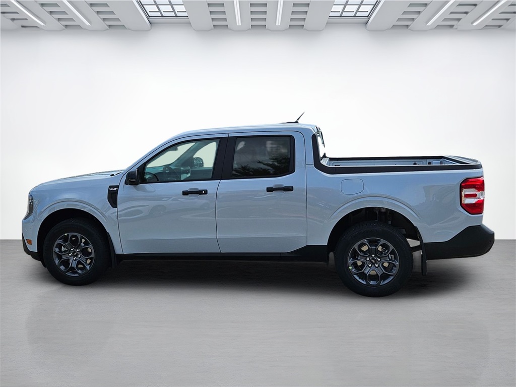 2025 Ford Maverick XLT photo 8