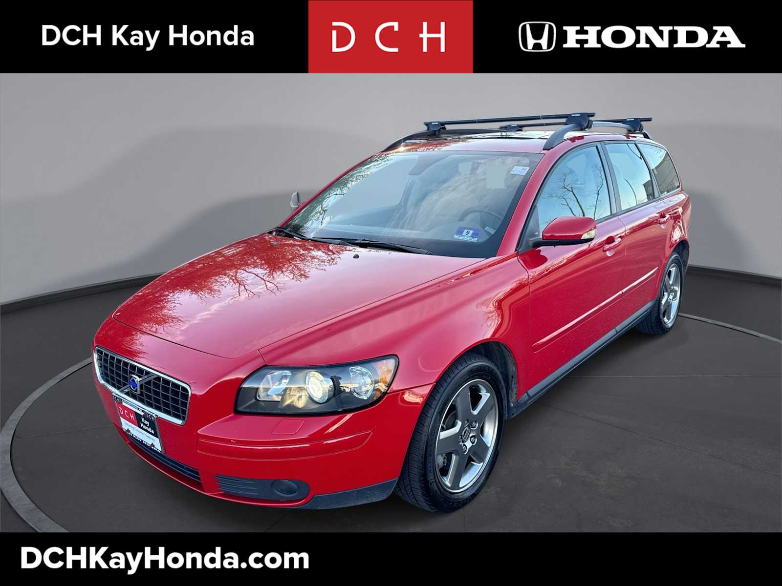 2005 Volvo V50 T5's photo