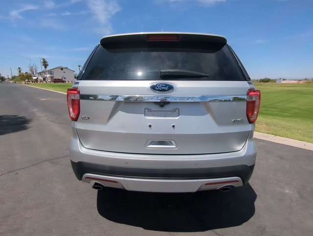 2017 Ford Explorer XLT photo 26