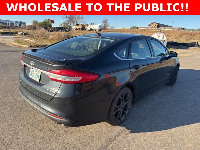 2018 Ford Fusion Hybrid SE photo 3