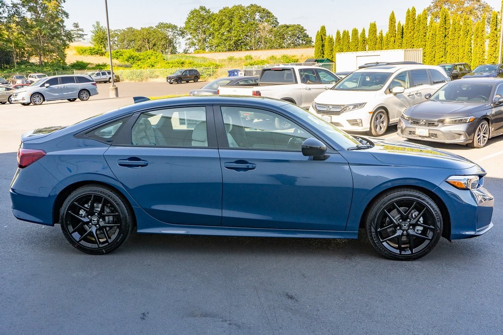 2026 Honda Civic Hybrid Sport photo 5