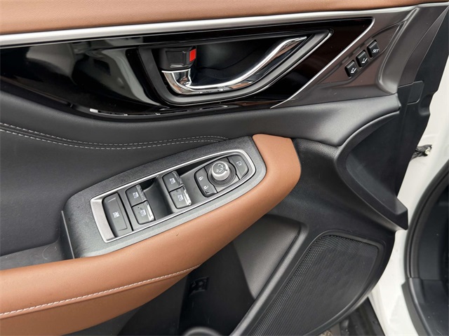2025 Subaru Outback Touring XT photo 24