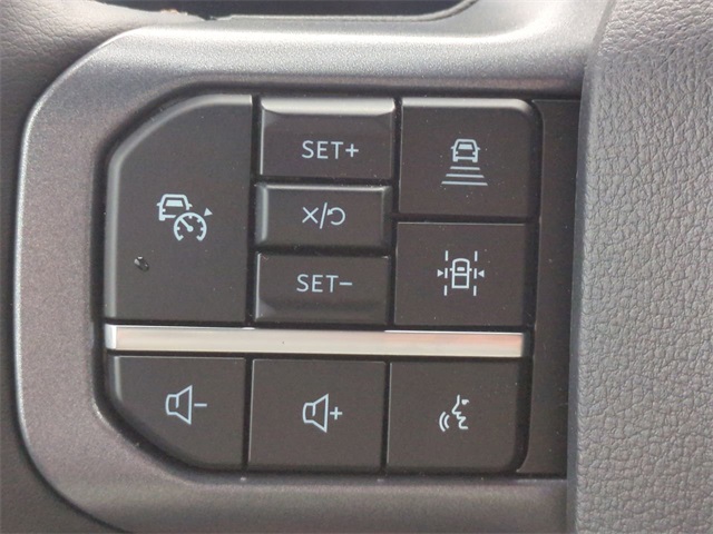 2025 Ford F-150 Lariat photo 24