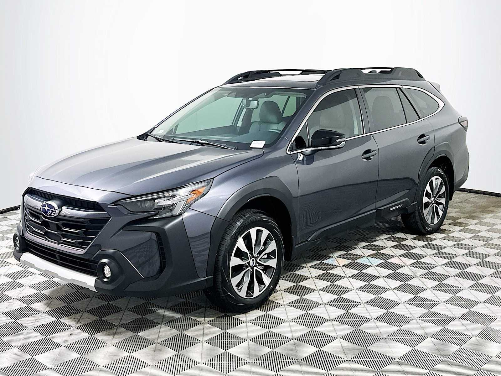 2025 Subaru Outback Limited photo 3