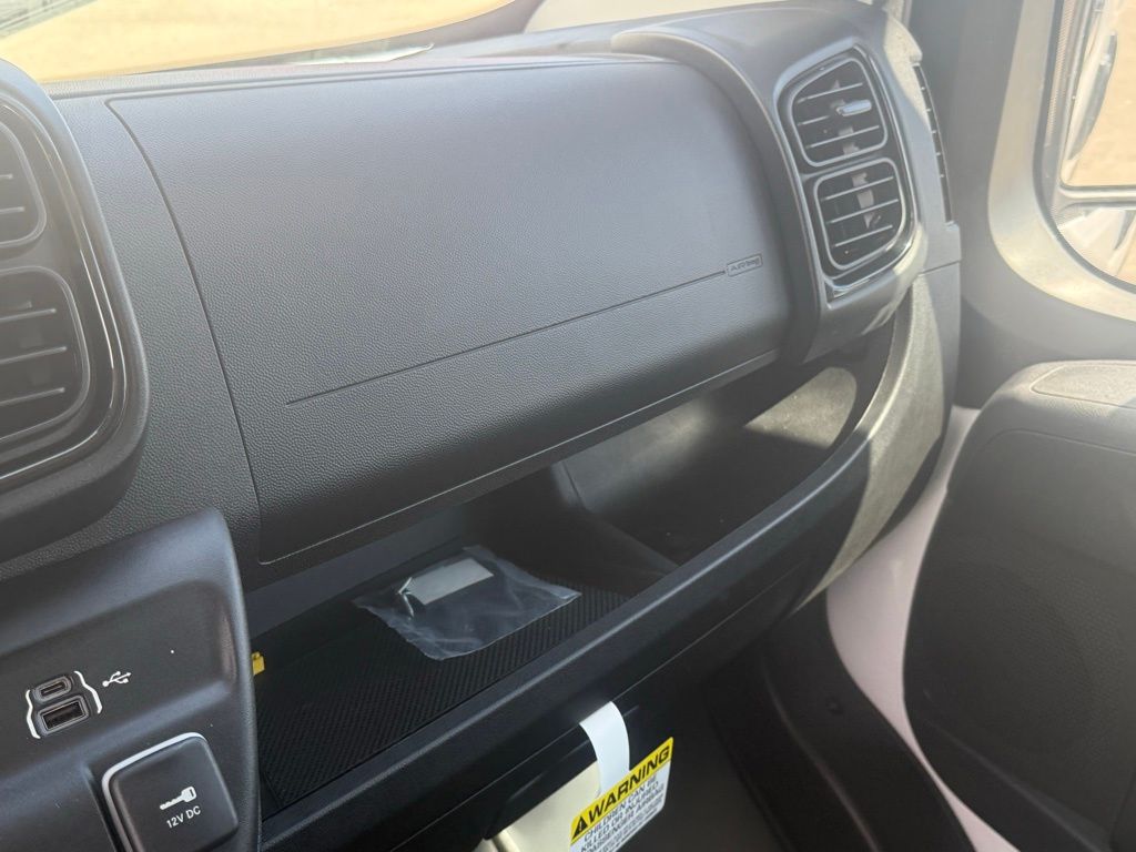 2026 Ram ProMaster 1500 photo 17