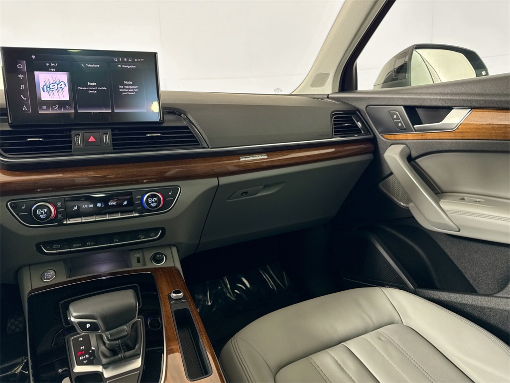 2023 Audi Q5 45 S line Premium Plus photo 8