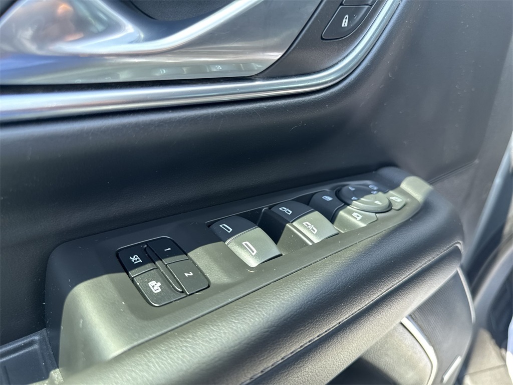 2023 Chevrolet Tahoe LT photo 19