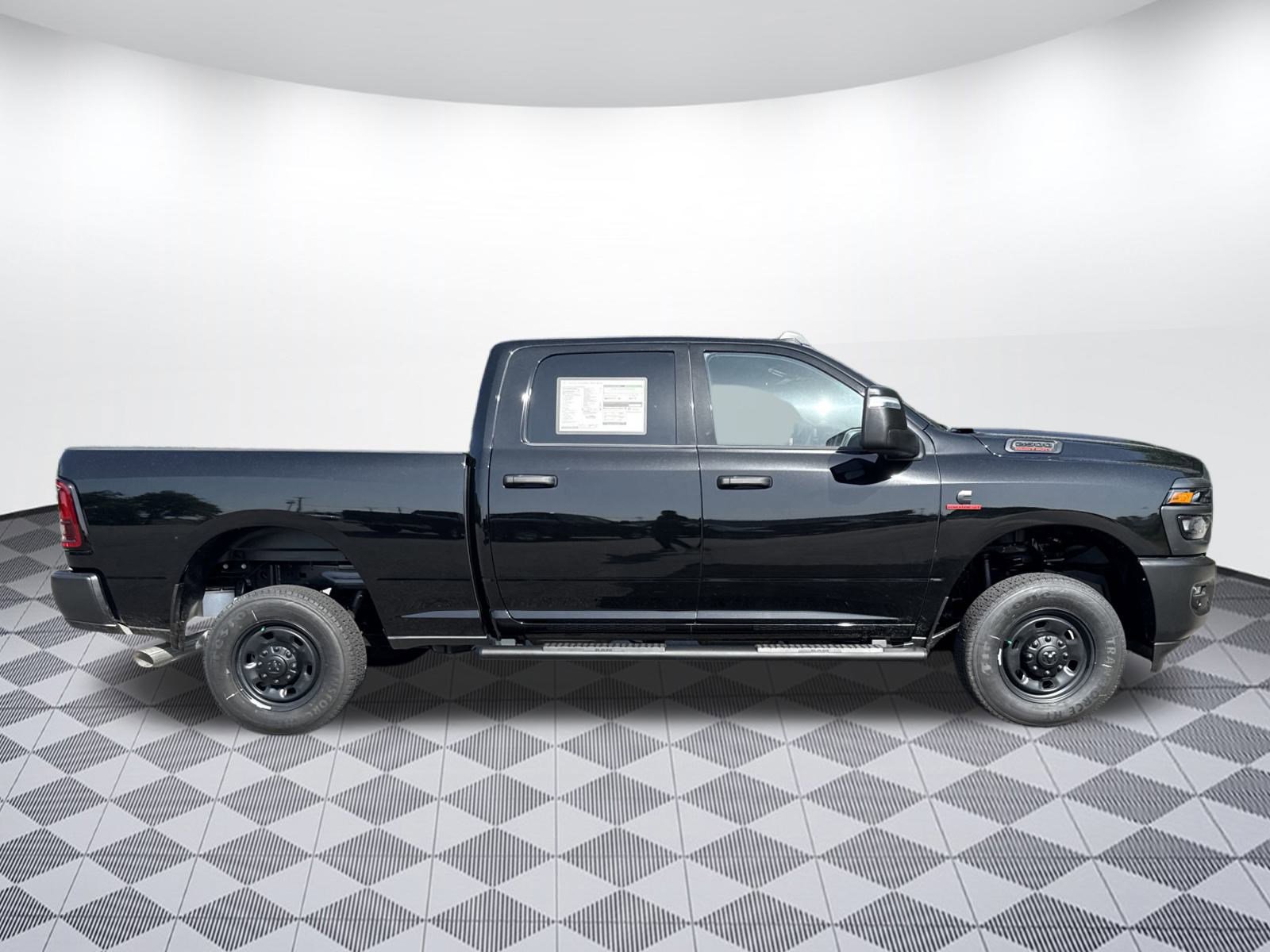 2025 Ram 2500 Tradesman photo 2