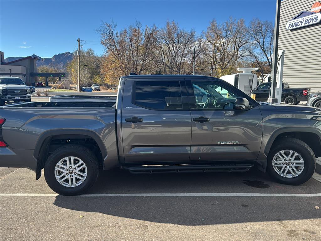 2023 Toyota Tundra SR5 CrewMax photo 2