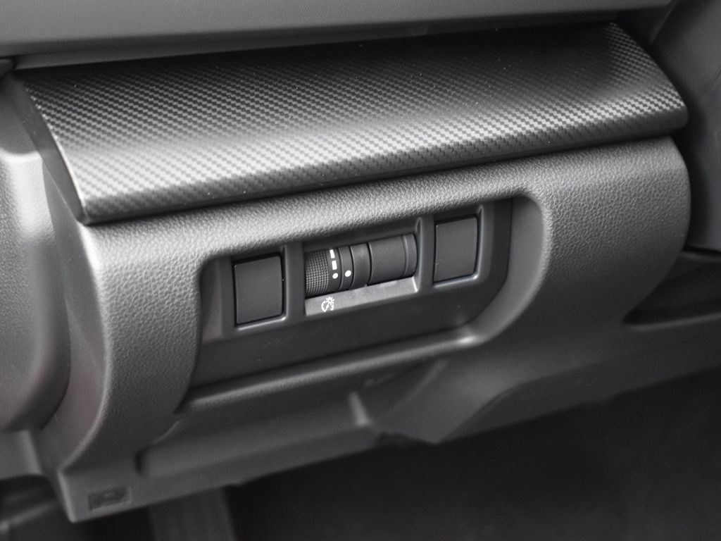 2025 Subaru Crosstrek Premium photo 8