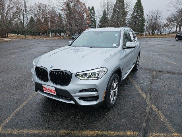 2021 BMW X3 30i's photo