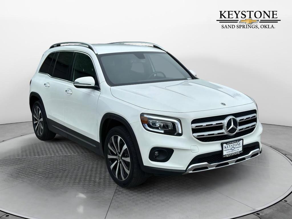 2023 Mercedes-Benz GLB Base's photo