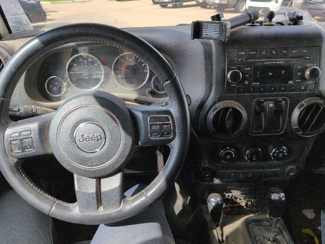 2018 Jeep Wrangler Willys Wheeler photo 8