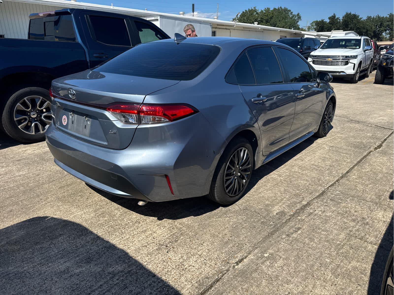 2022 Toyota Corolla LE photo 6