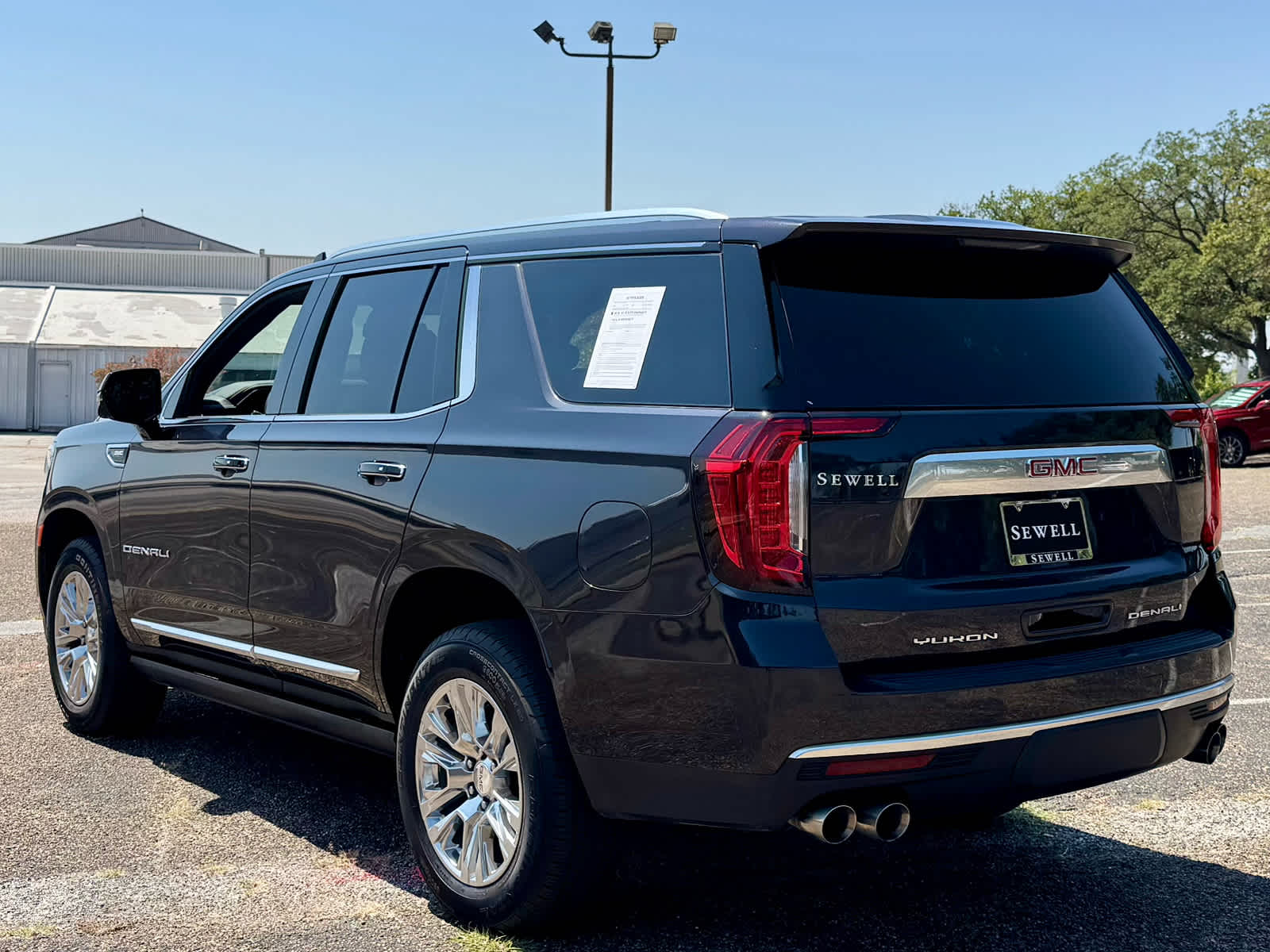 2024 Gmc Yukon Denali photo 3
