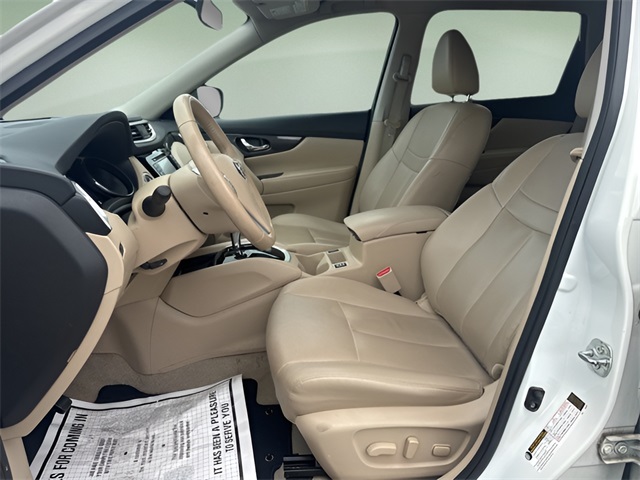 2015 Nissan Rogue SL photo 11