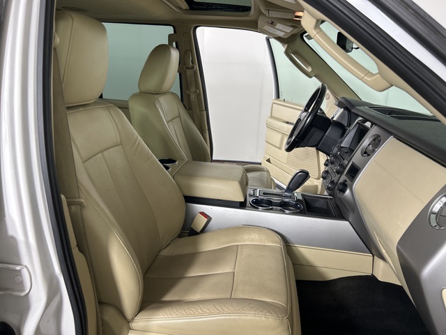 2016 Ford Expedition Limited photo 21