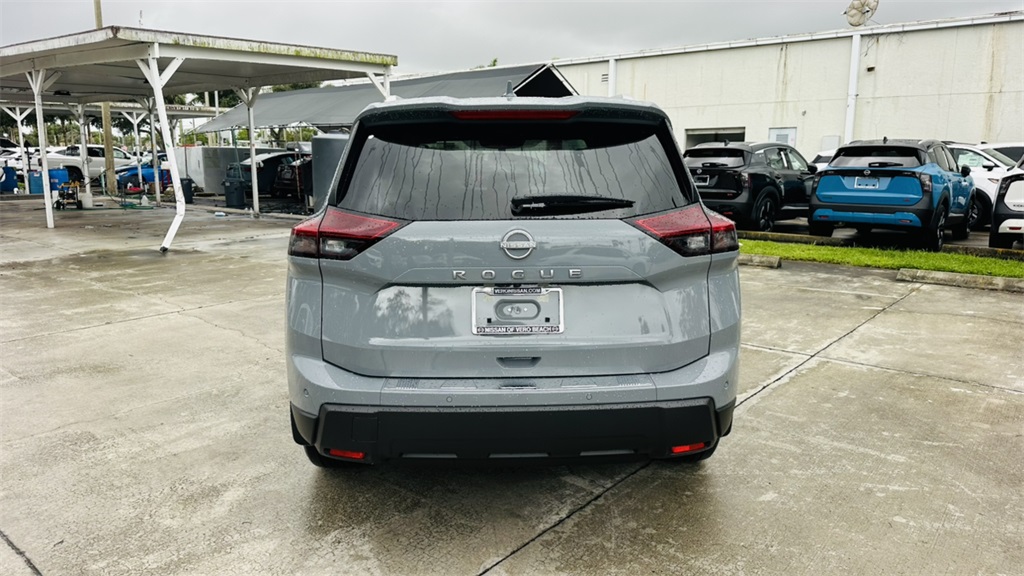 2026 Nissan Rogue SV photo 3