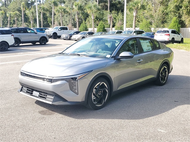 2025 Kia K4 EX photo 3