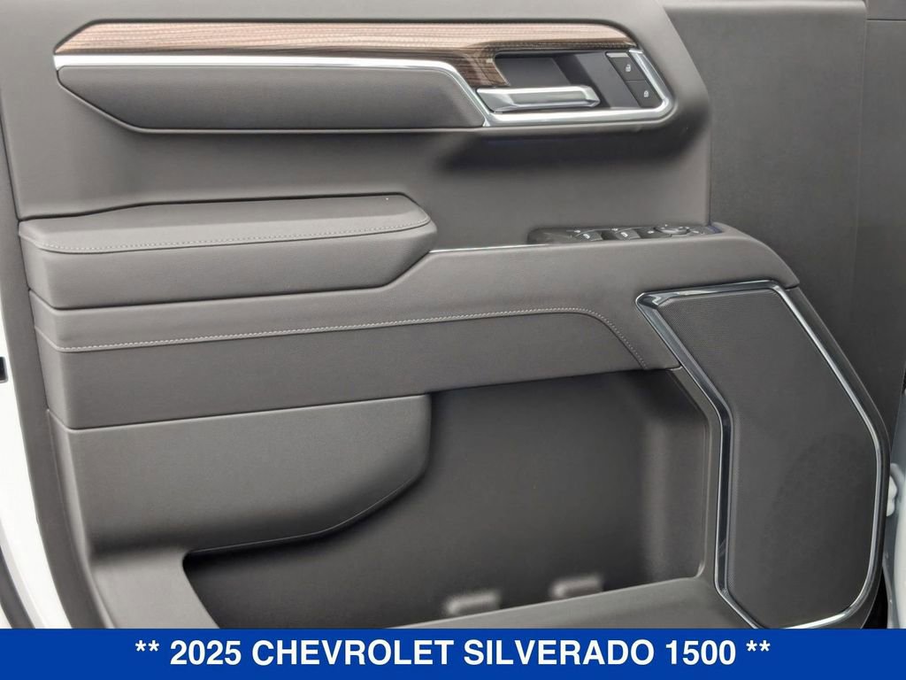 2025 Chevrolet Silverado 1500 LT photo 10