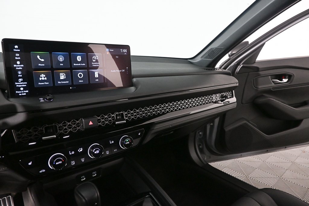 2024 Honda Accord Hybrid Sport-L photo 9