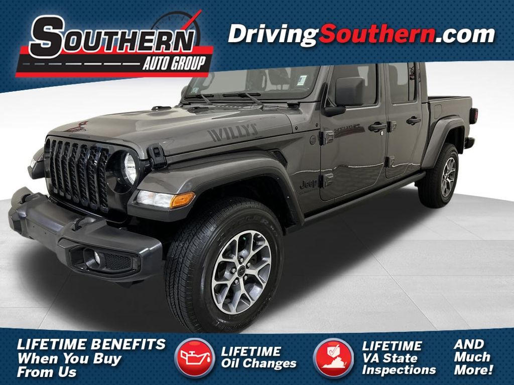 2022 Jeep Gladiator WILLYS SPORT's photo