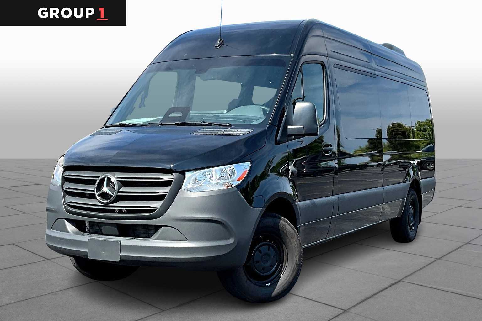 2024 Mercedes Benz Sprinter Cargo Van photo 6