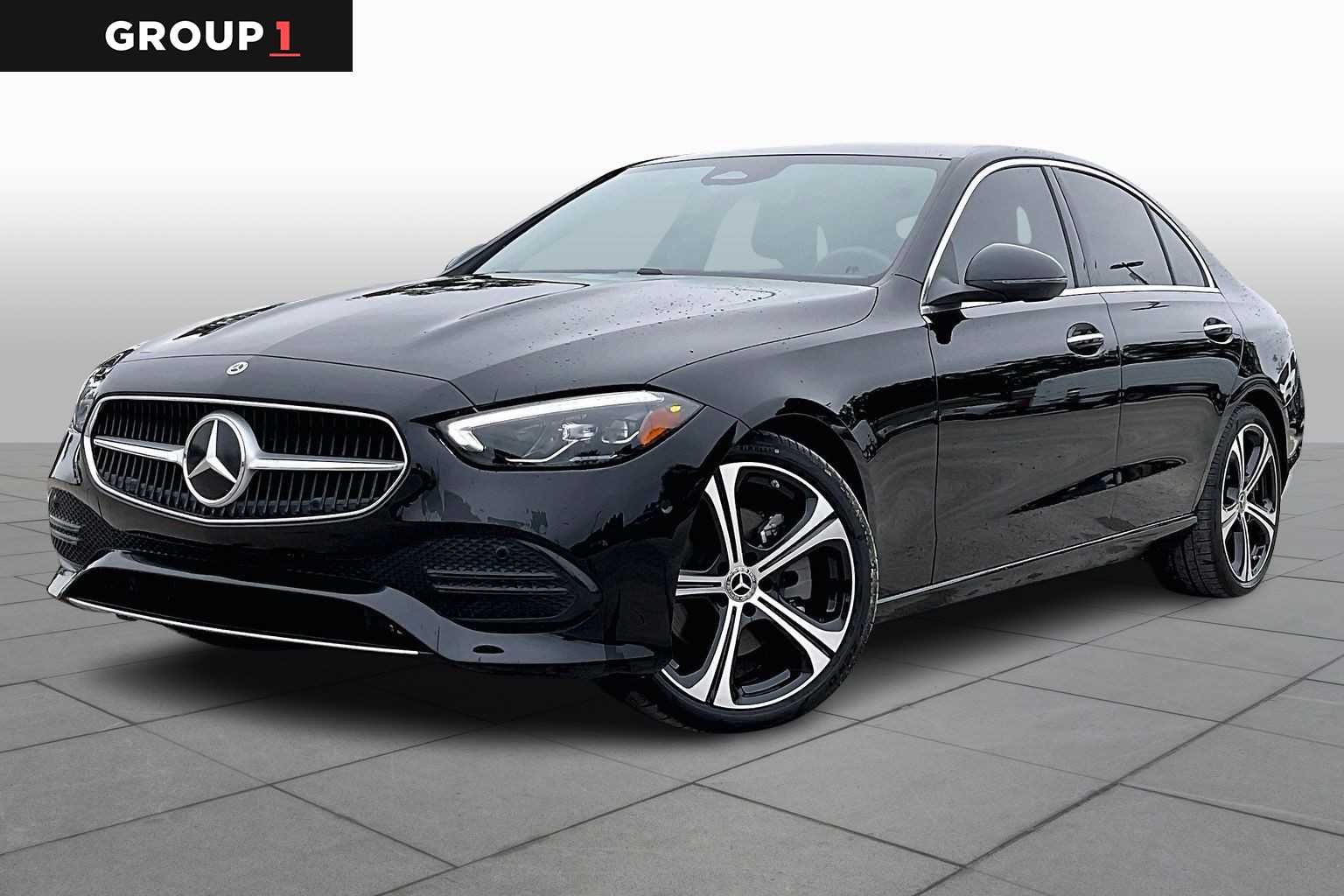 2025 Mercedes-Benz C-Class Sedan C 300's photo