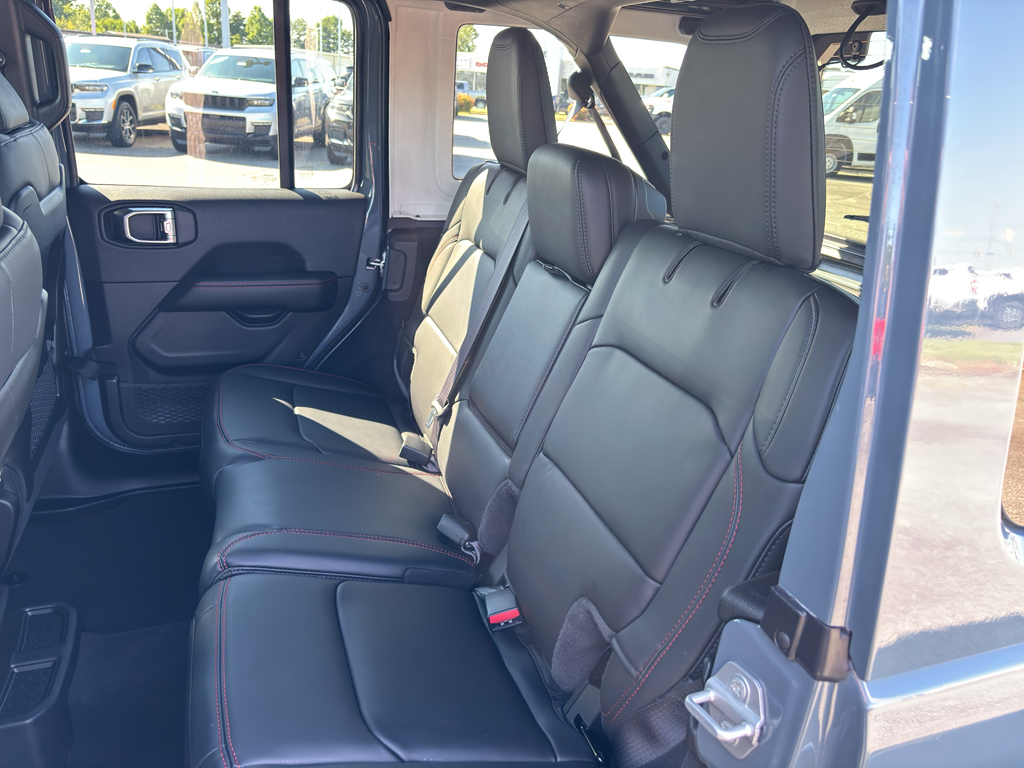 2025 Jeep Wrangler Rubicon photo 20