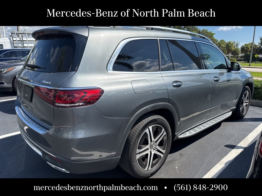 2023 Mercedes Benz GLS 450 4MATIC photo 3