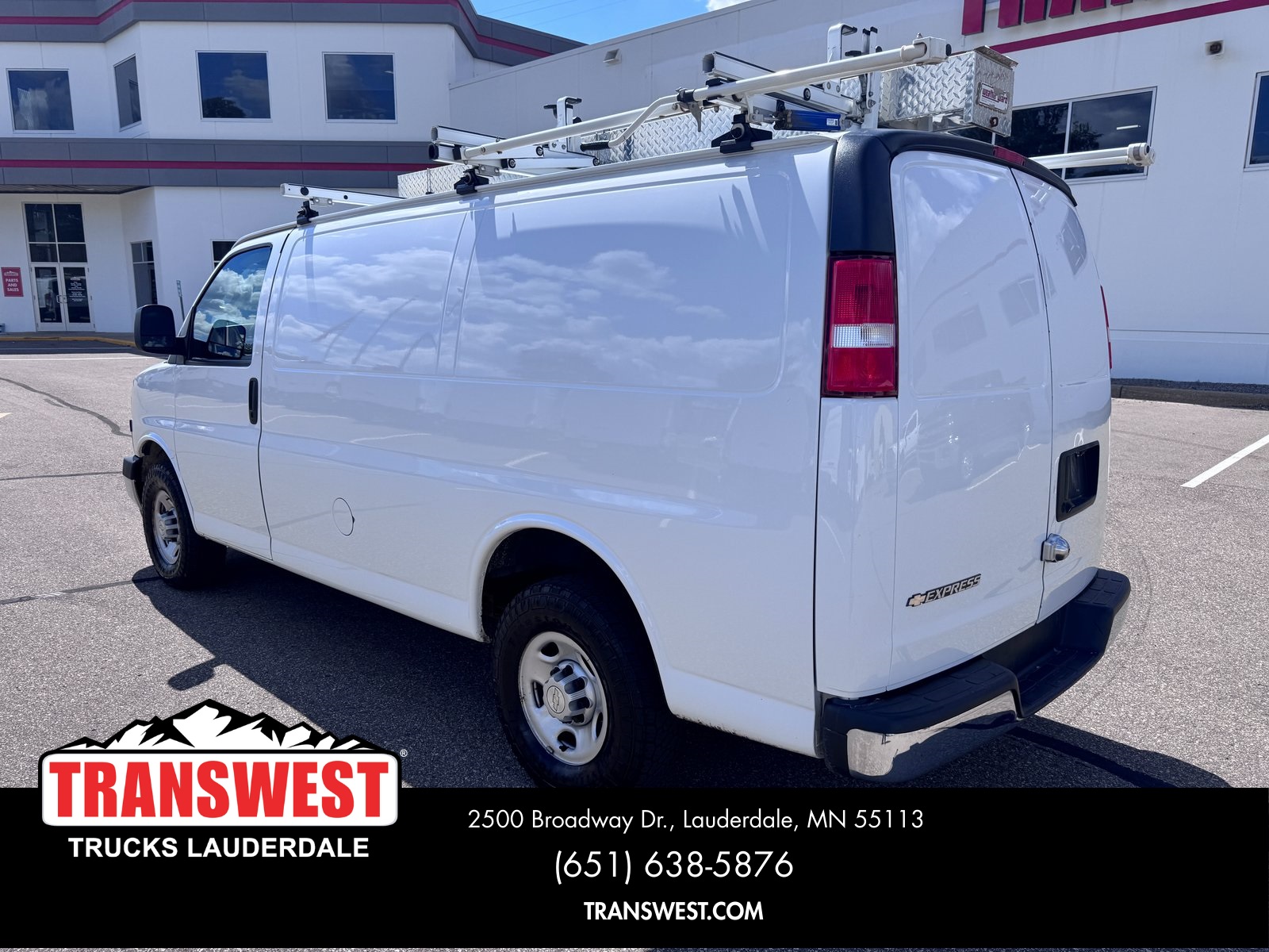 2021 Chevrolet Express 3500 Work Van photo 3